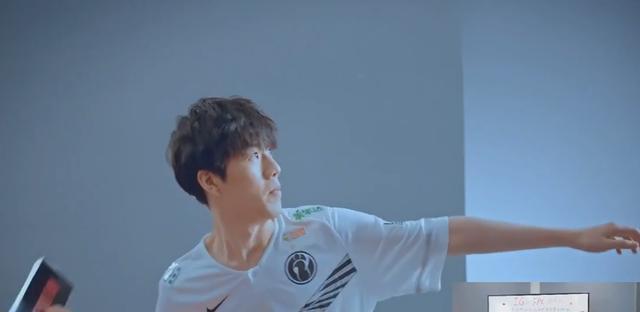 小炮冰泉出装攻略（挑战高额伤害的关键装备选择及技巧）