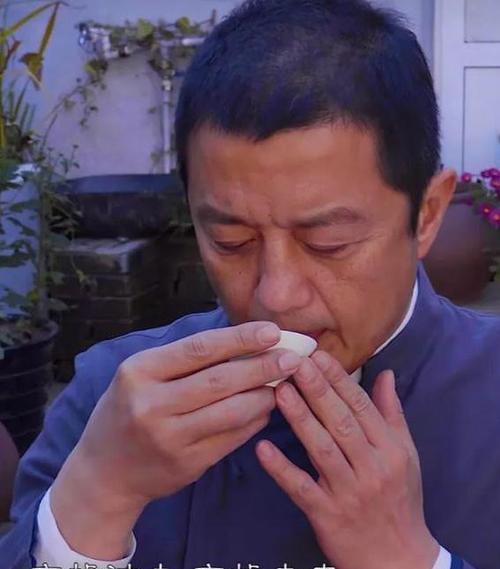 刀圈TD神牛出装攻略(揭秘神牛出装绝招,带你征战刀圈TD战场)