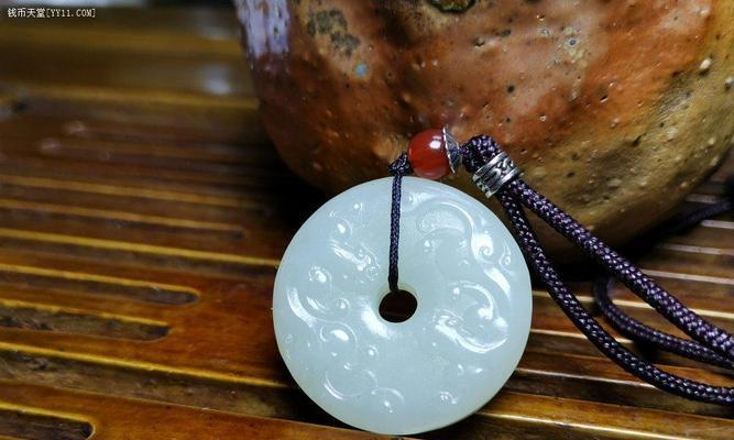 五玉双龙阵容出装攻略(打造不可阻挡的战斗力,完美释放双龙威力!)